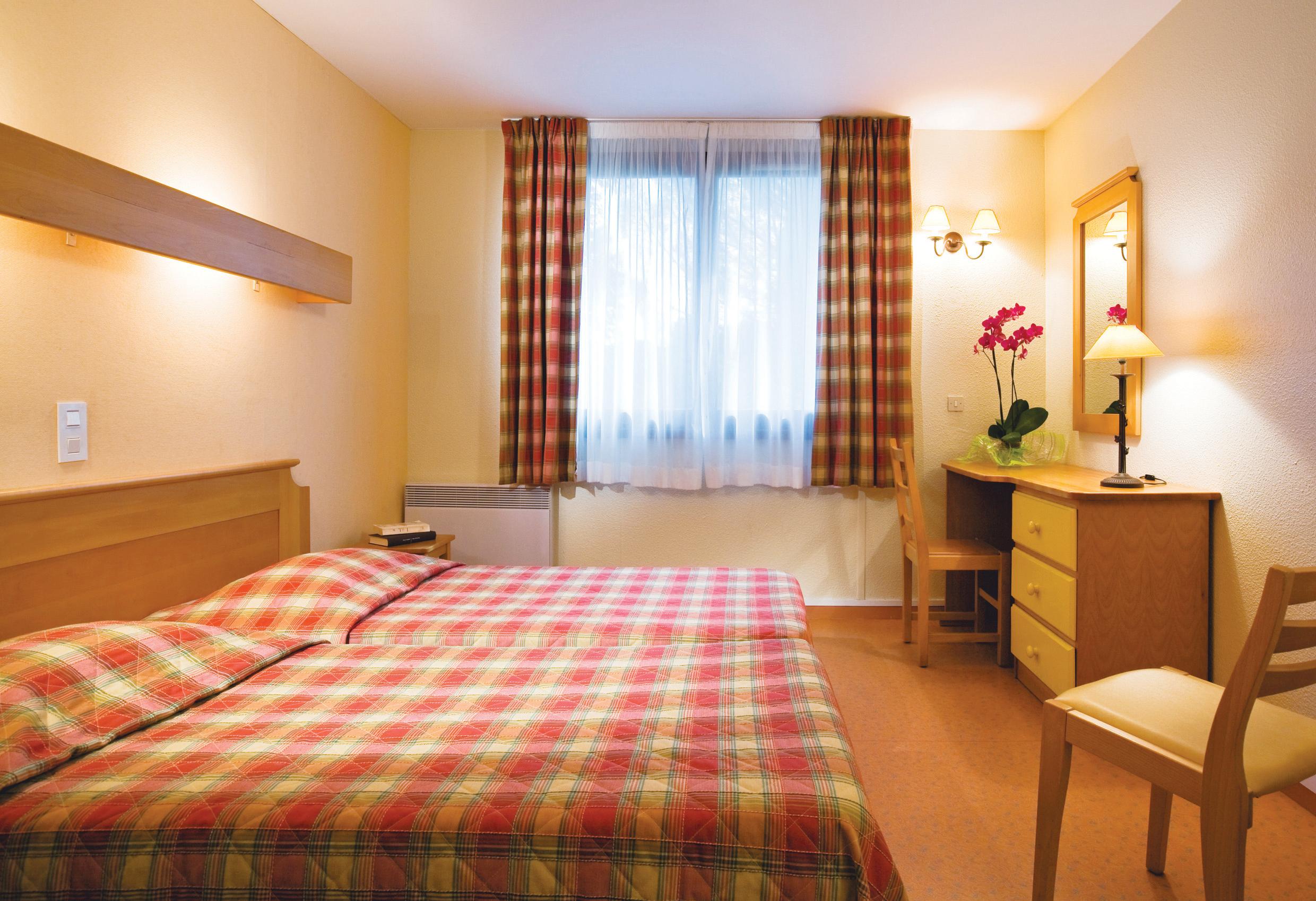 Club Vacances Bleues Domaine De Chateau Laval Gréoux-les-Bains Εξωτερικό φωτογραφία