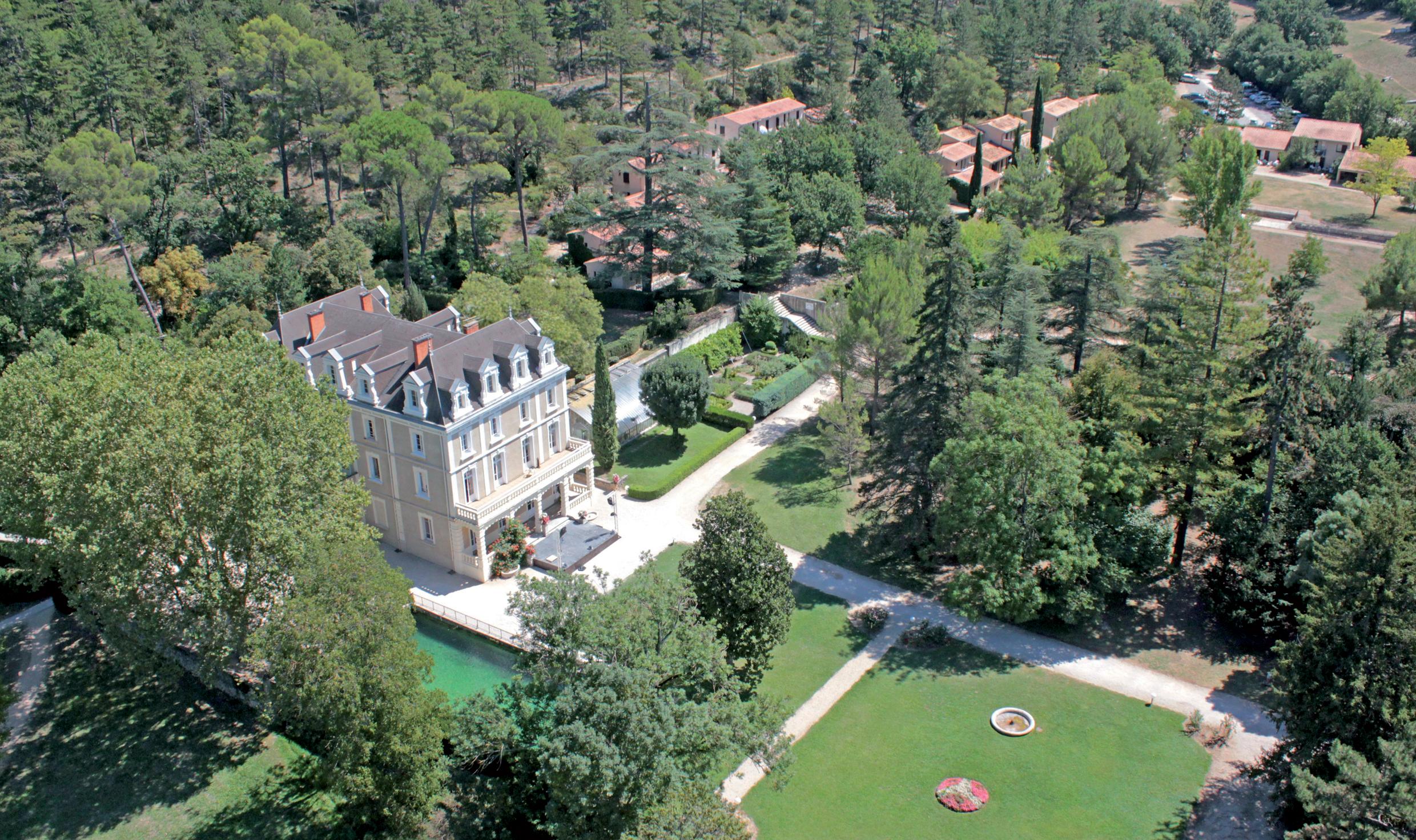Club Vacances Bleues Domaine De Chateau Laval Gréoux-les-Bains Εξωτερικό φωτογραφία
