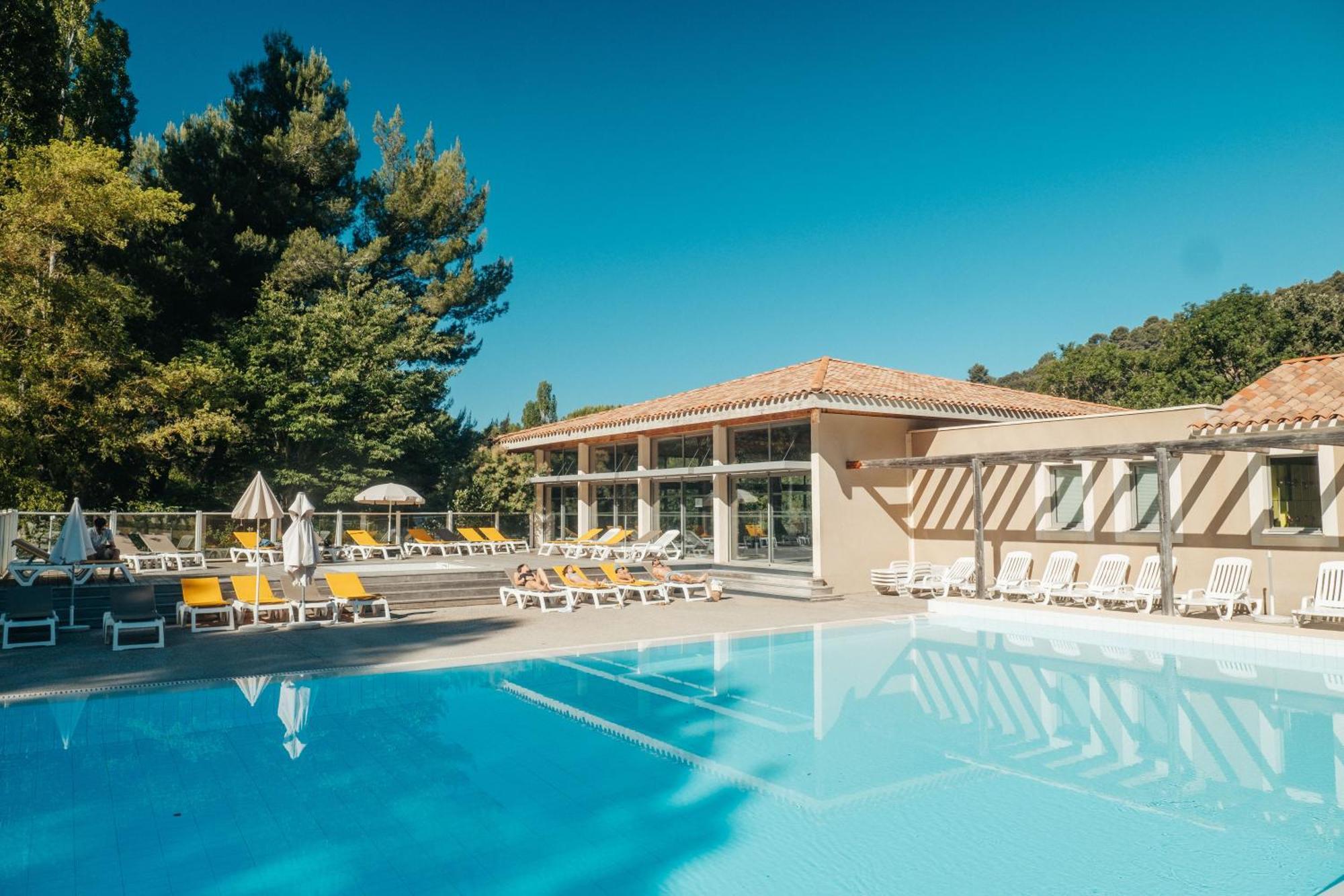 Club Vacances Bleues Domaine De Chateau Laval Gréoux-les-Bains Εξωτερικό φωτογραφία