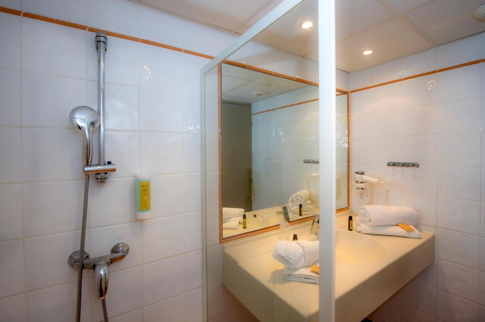 Club Vacances Bleues Domaine De Chateau Laval Gréoux-les-Bains Εξωτερικό φωτογραφία