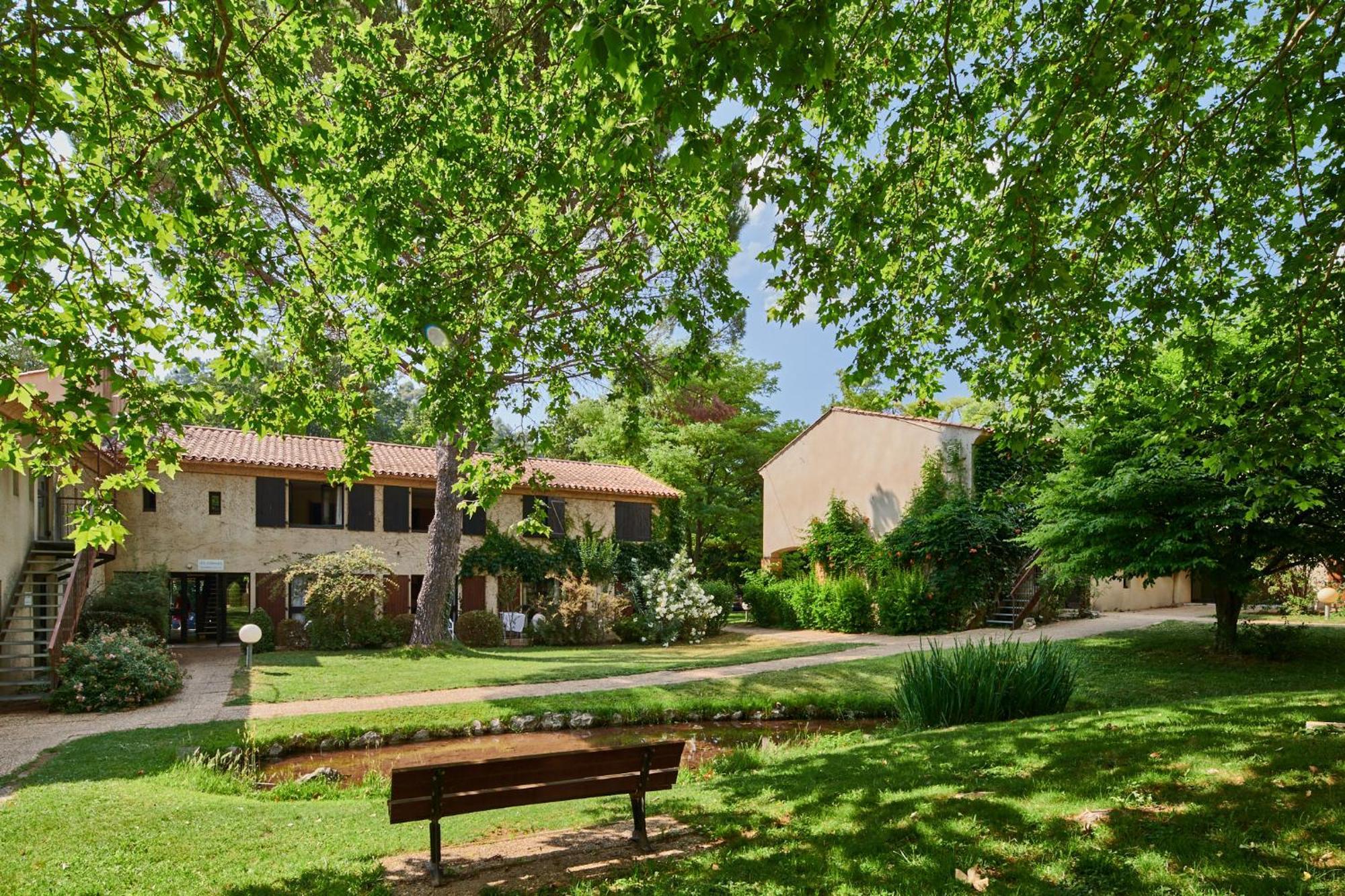 Club Vacances Bleues Domaine De Chateau Laval Gréoux-les-Bains Εξωτερικό φωτογραφία
